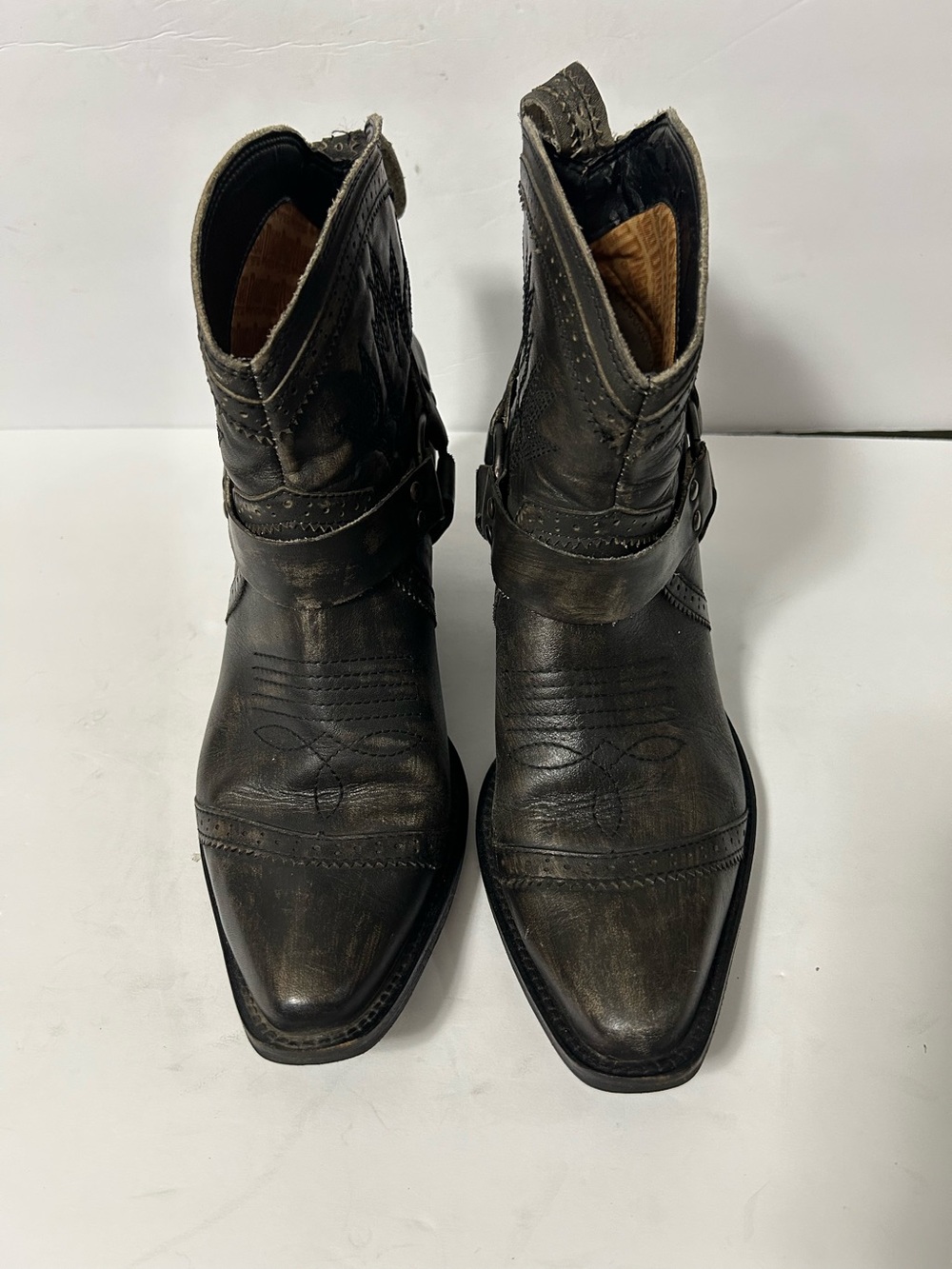 Dingo Gummy Bear DI 747 Women's Distressed Black Leather Ankle Boots 8.5M - Picture 4 of 11